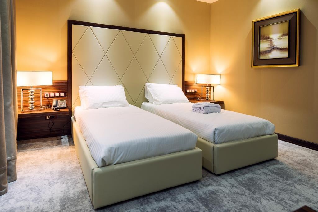 Monte Bianco Hotel & Spa Астана Екстериор снимка